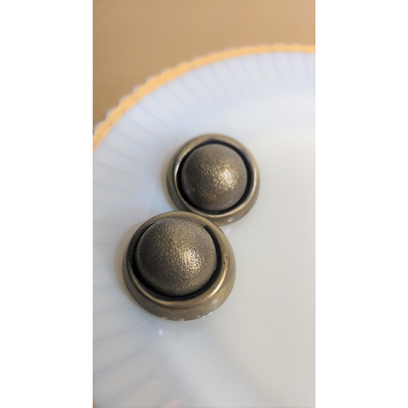 Vintage Bronze Tone Dome Earrings Clips Large 1980's Working Girl Style - Picture 2 of 9